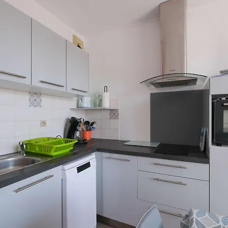 -t2 Classe 1 Etoile 3 Couchages *